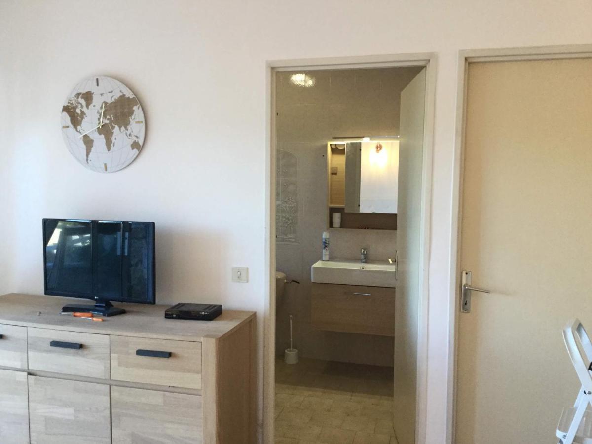 Villa U Mulinu Калви Екстериор снимка