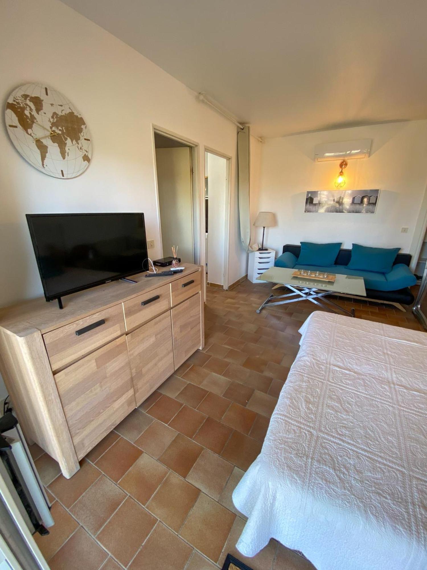 Villa U Mulinu Калви Екстериор снимка