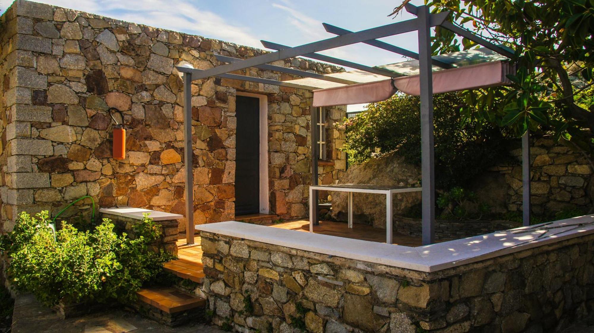 Villa U Mulinu Калви Екстериор снимка