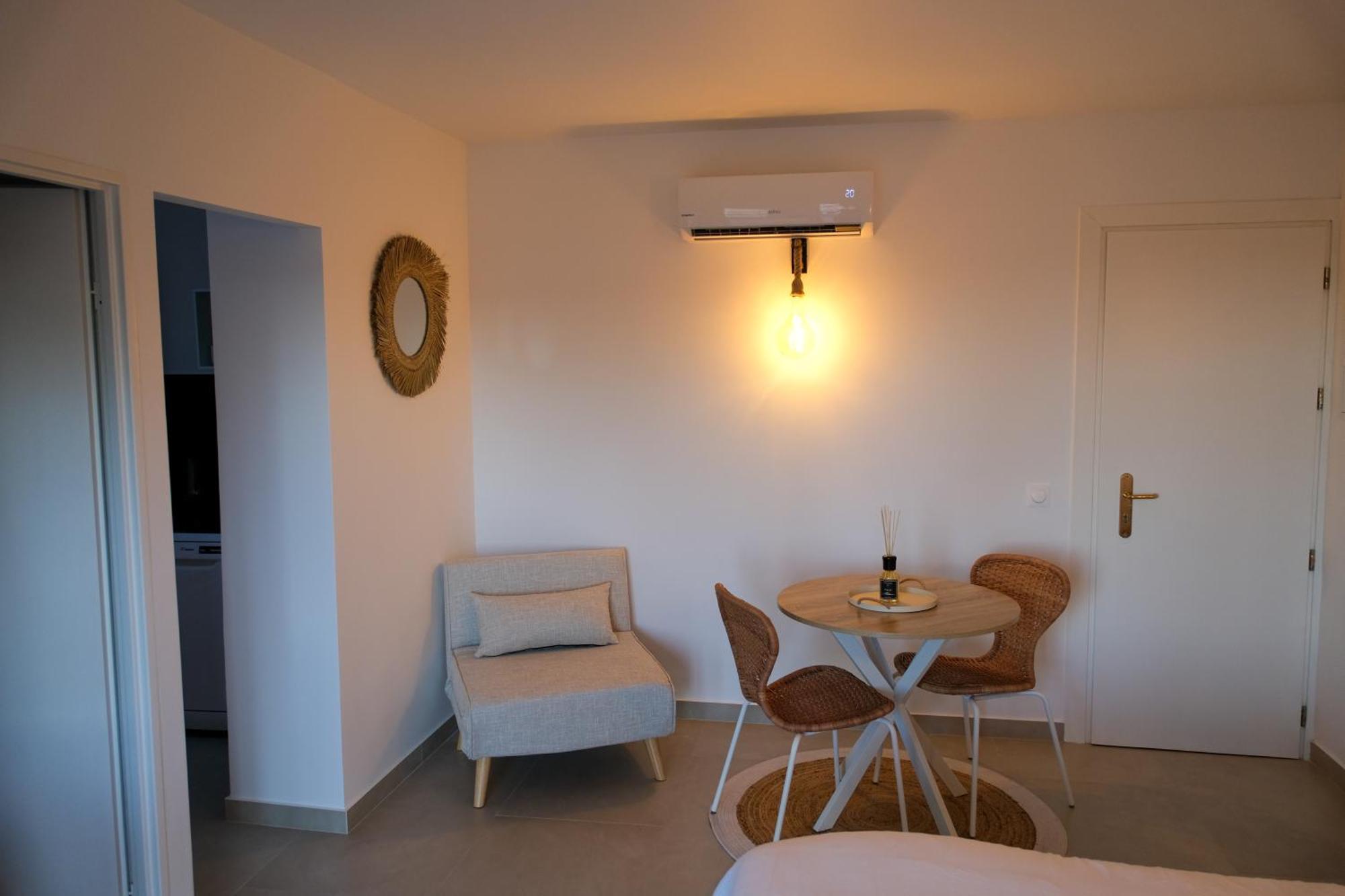 Villa U Mulinu Калви Екстериор снимка