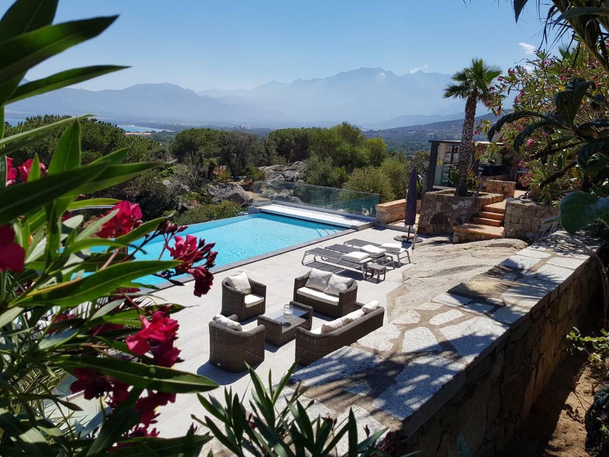 Villa U Mulinu Калви Екстериор снимка