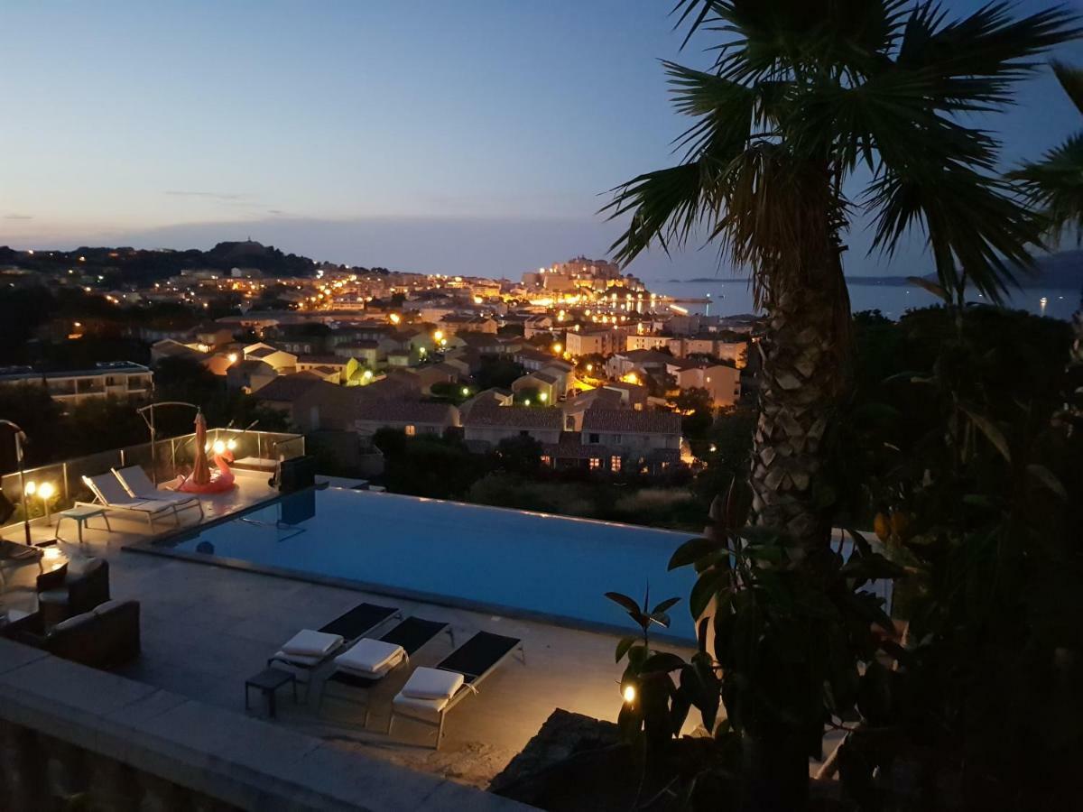 Villa U Mulinu Калви Екстериор снимка