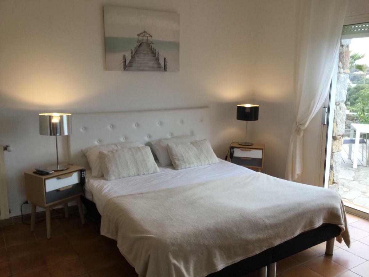 Villa U Mulinu Калви Екстериор снимка